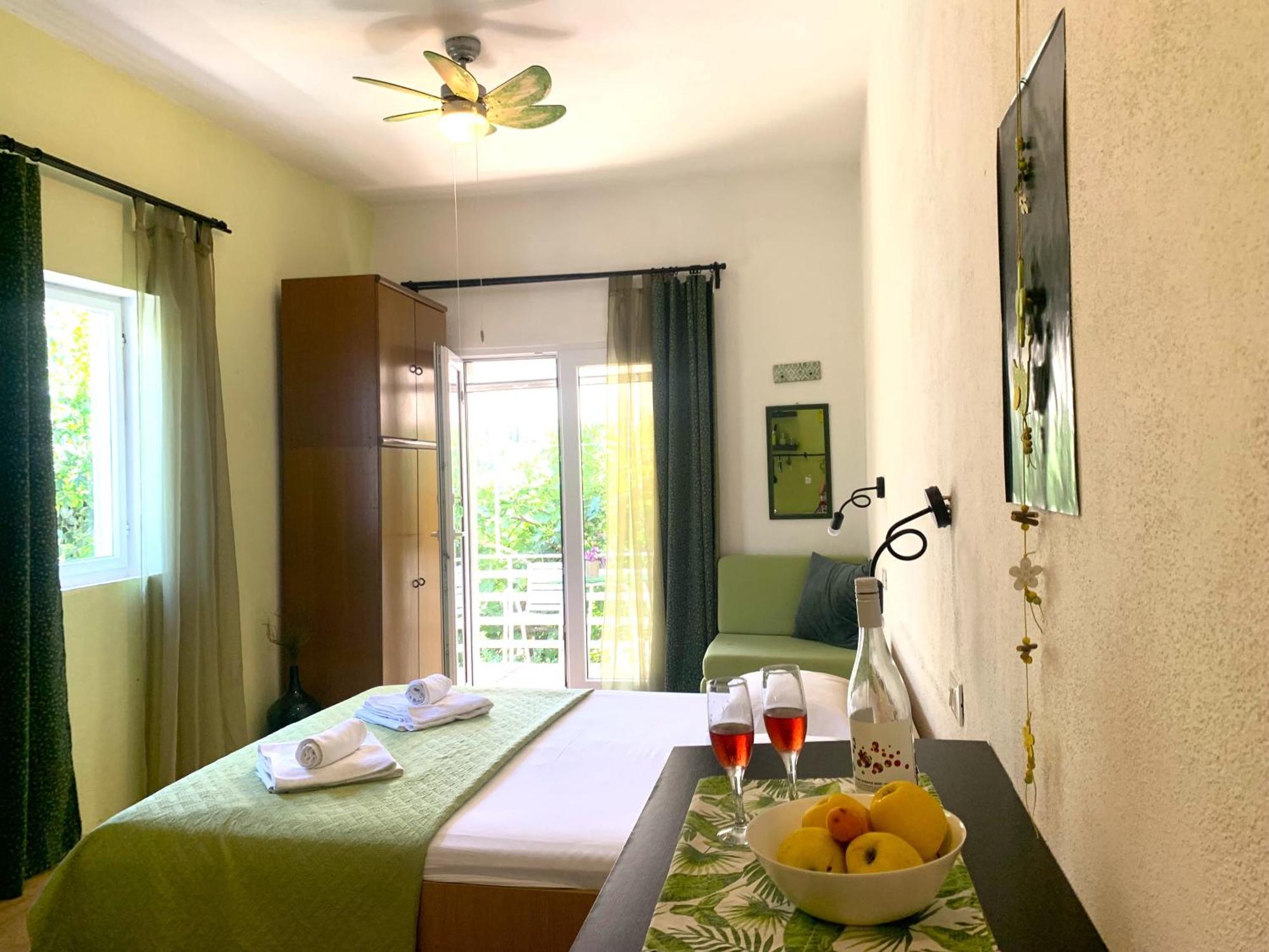 Apartments Garden House Podgora Ngoại thất bức ảnh